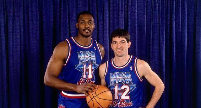 星光熠熠的籃球傳奇與公眾視角的碰撞，NBA籃球明星圖片集錦