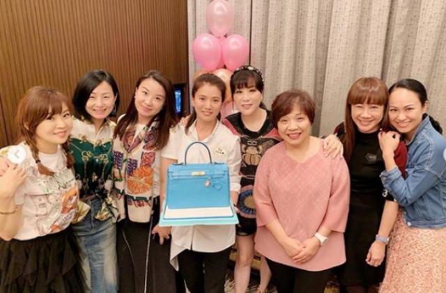 明星推薦香水,明星推薦香水，小巷深處的獨(dú)特香氣