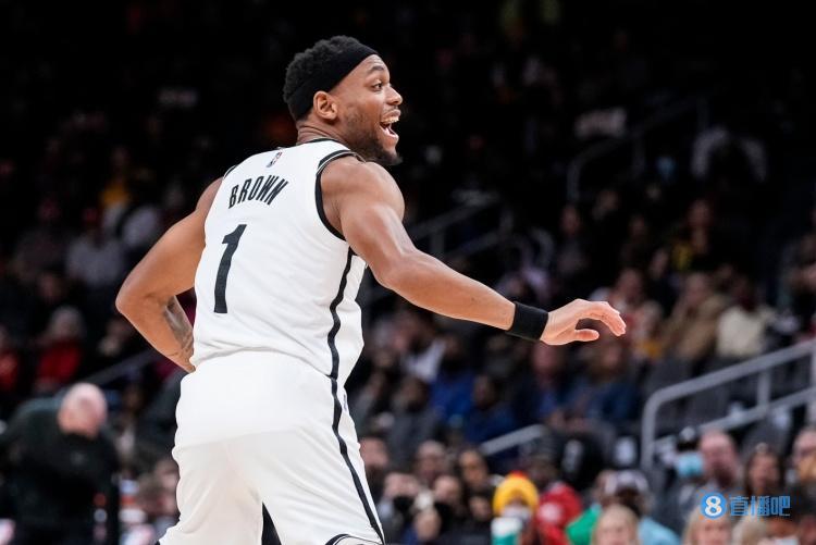 籃網(wǎng)隊(duì)最新動(dòng)態(tài)，變化、學(xué)習(xí)與自信的力量展現(xiàn)新篇章