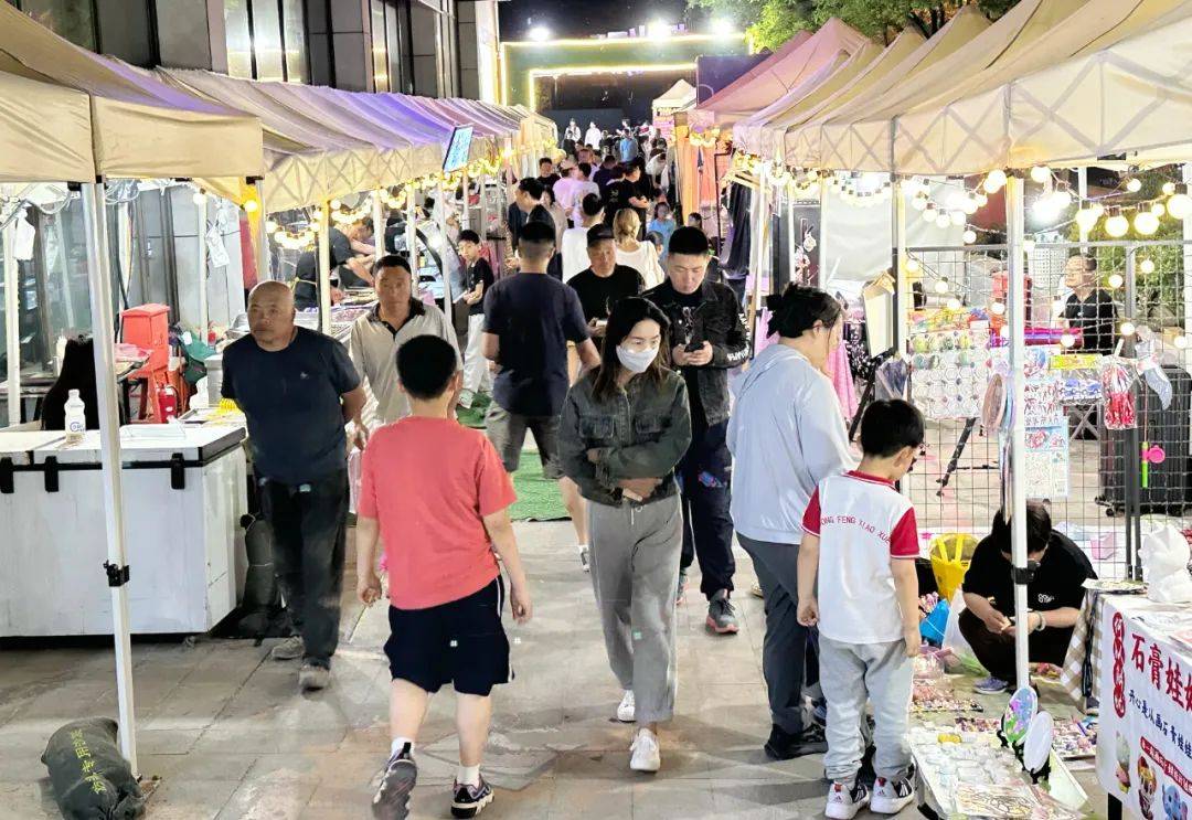 順義夜市新資訊，高科技導(dǎo)航點(diǎn)亮夜生活