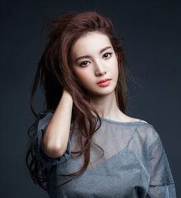 大宋佳的個(gè)人資料簡(jiǎn)介