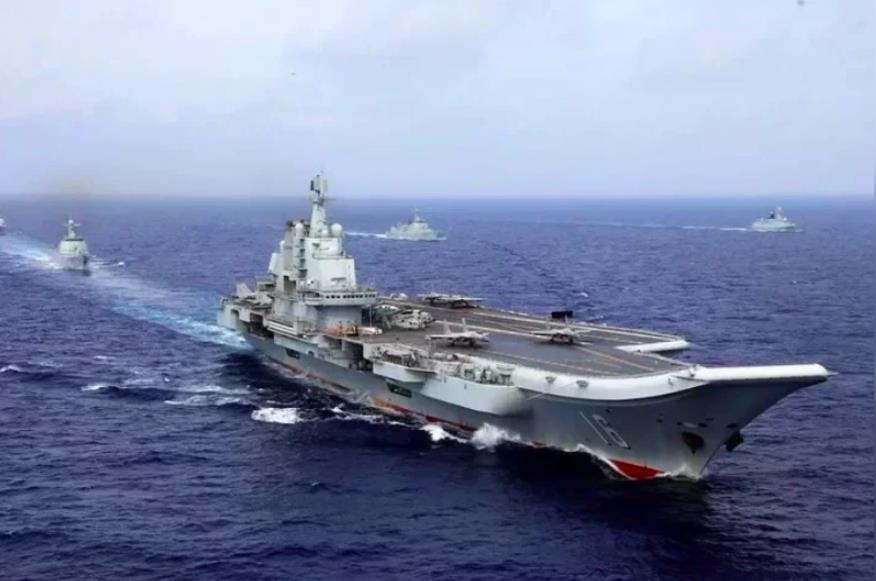 中國航母南海動態(tài)更新與小巷美食探秘