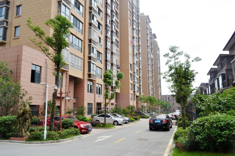 安鎮(zhèn)世紀(jì)錦園最新房?jī)r(jià)信息指南