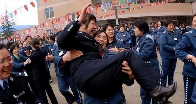 女子監(jiān)獄男獄警，最新章節(jié)探秘與領(lǐng)域地位深度剖析